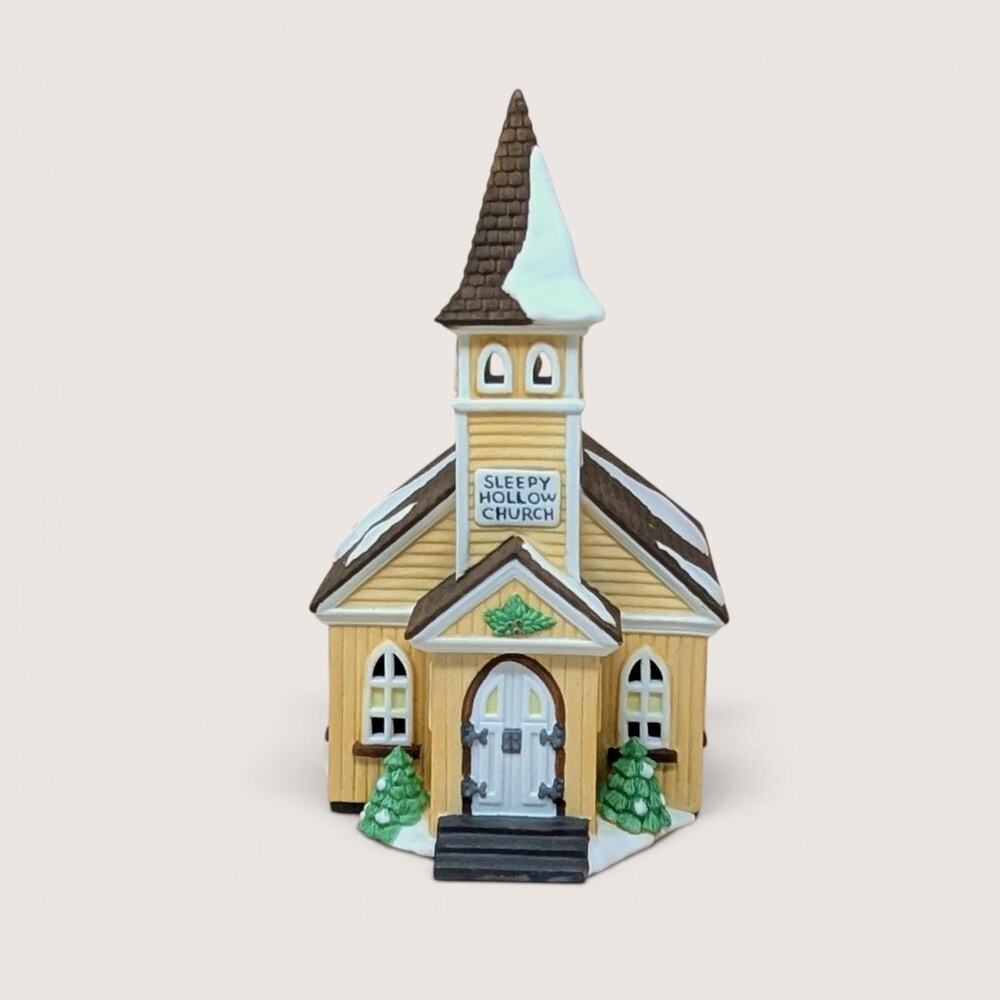 Dept 56 Sleepy Hollow Church New England Village 5955-2 Boxed w/ Light